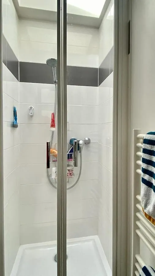 Le Nid De Republique Apartment Paris France
